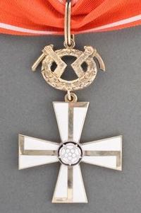 Крест Свободы I-класса за военные заслуги в военное время